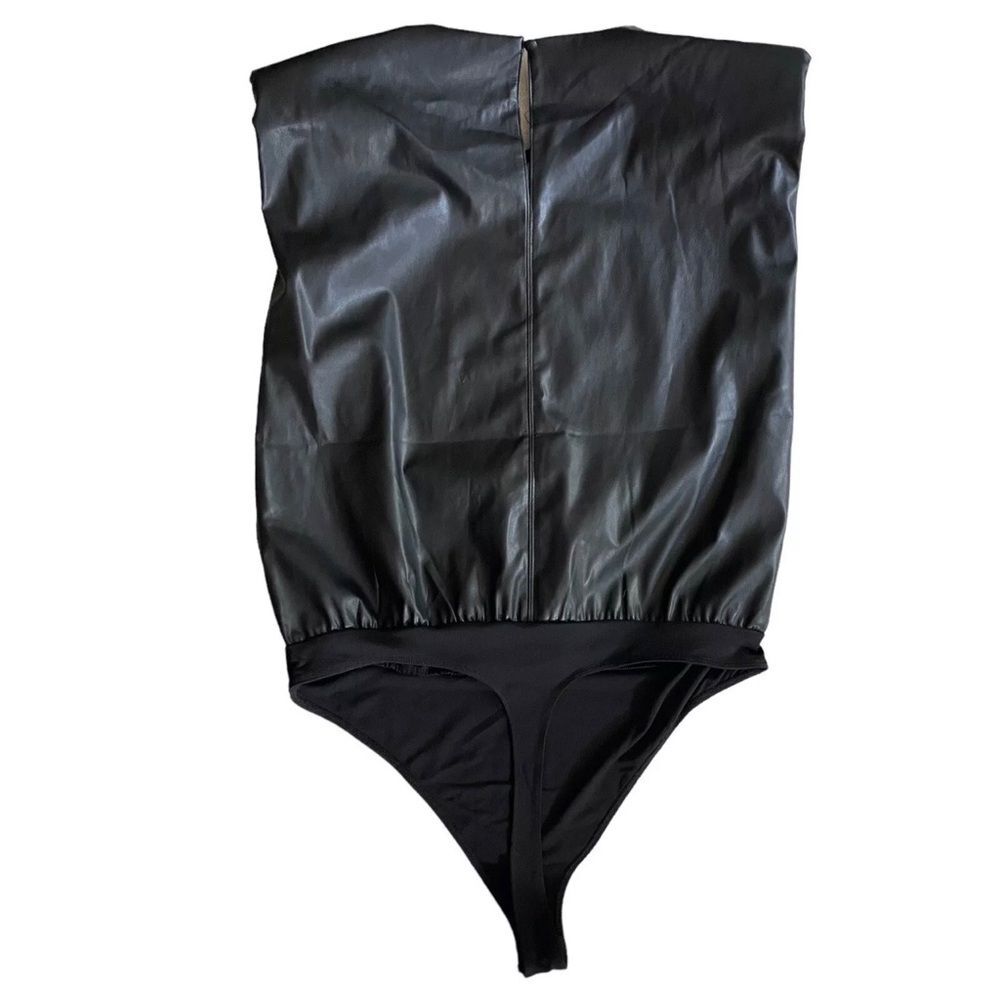 Good American Black Bodysuit Sleek Sleeveless Design